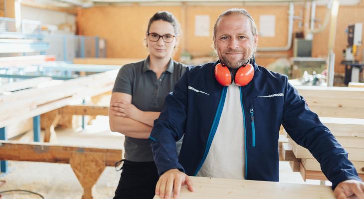 Handwerker und Handwerkerin